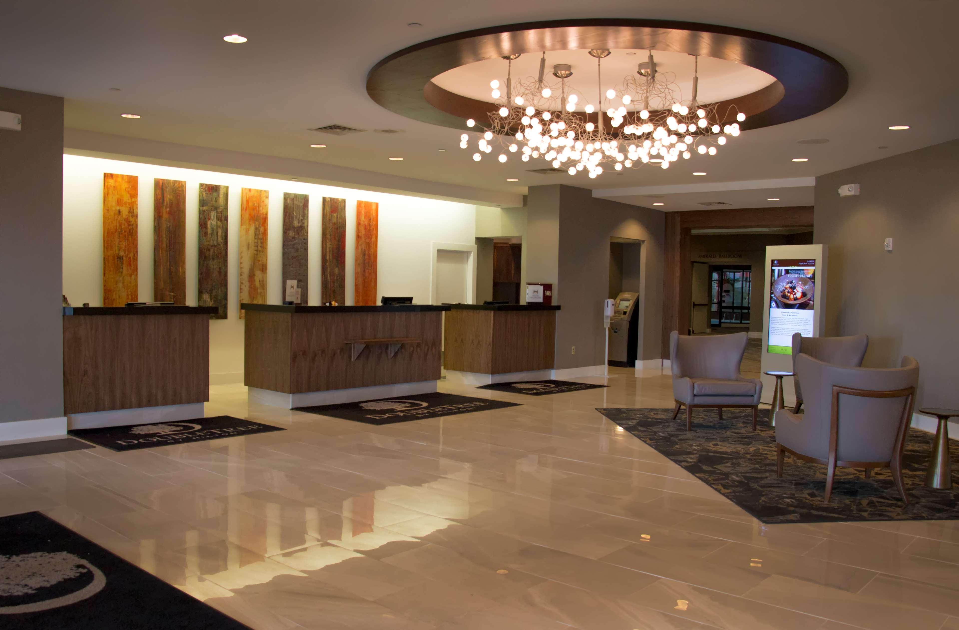 Doubletree By Hilton Wichita Airport Hotel Luaran gambar