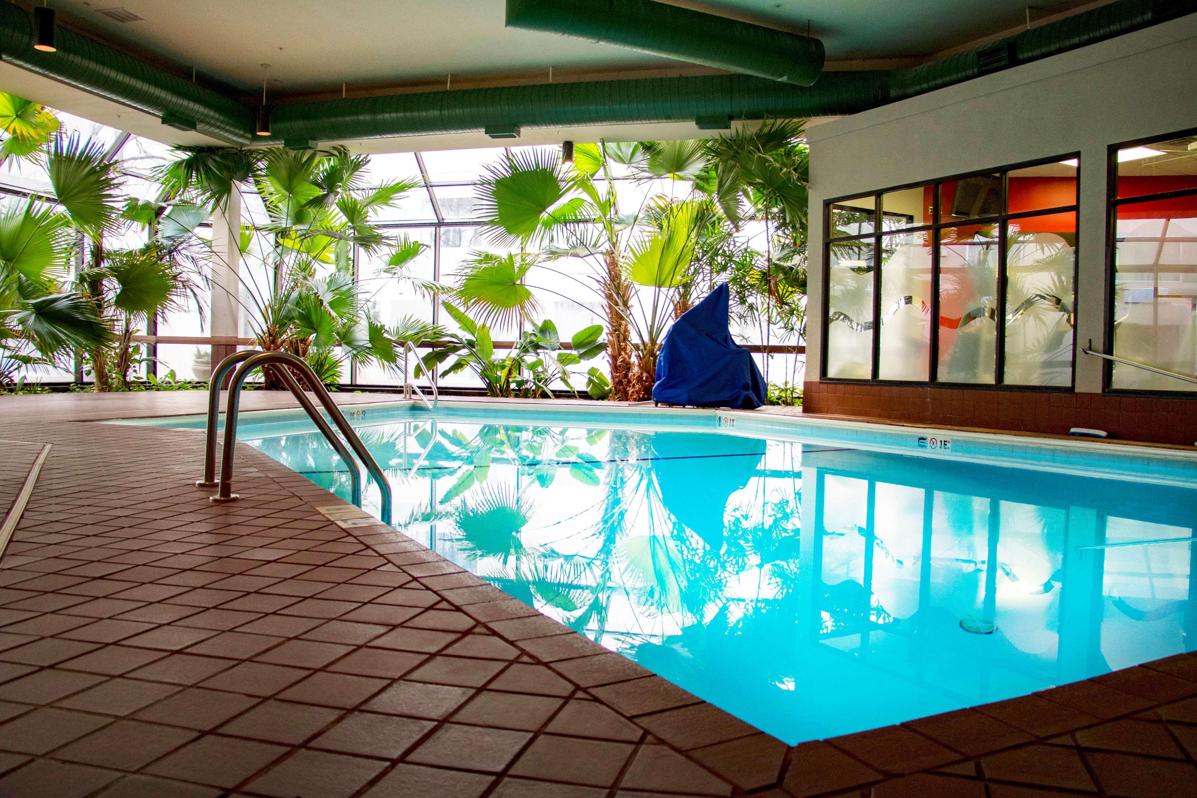 Doubletree By Hilton Wichita Airport Hotel Luaran gambar