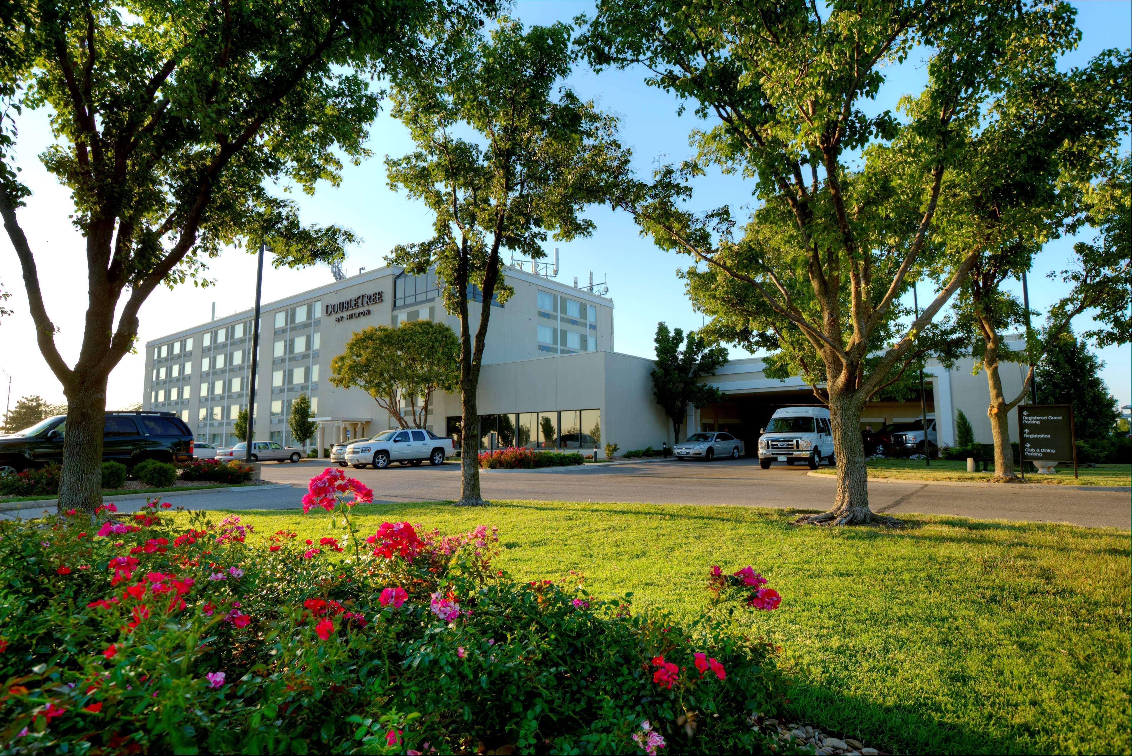 Doubletree By Hilton Wichita Airport Hotel Luaran gambar